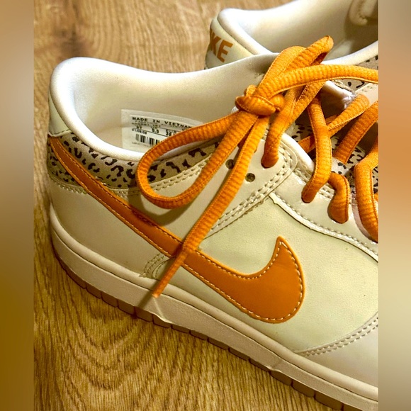 NIKE Rare "Dunk Low" Leopard Sneaker • Size Y7 / W8 • Mint Condition Kicks NWOT - Picture 4 of 8